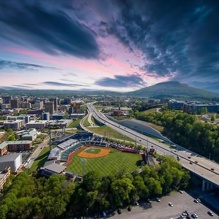 Holiday Inn Express Chattanooga - Hamilton Place Buitenkant foto
