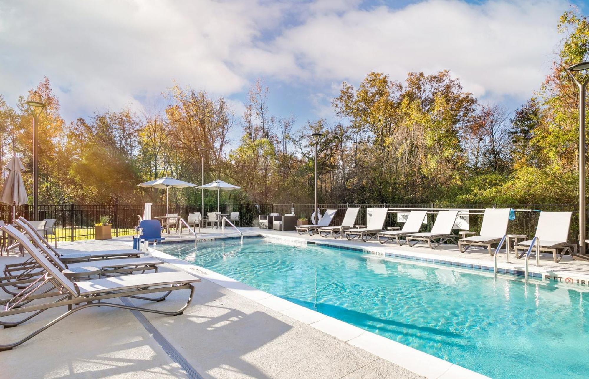Holiday Inn Express Chattanooga - Hamilton Place Buitenkant foto